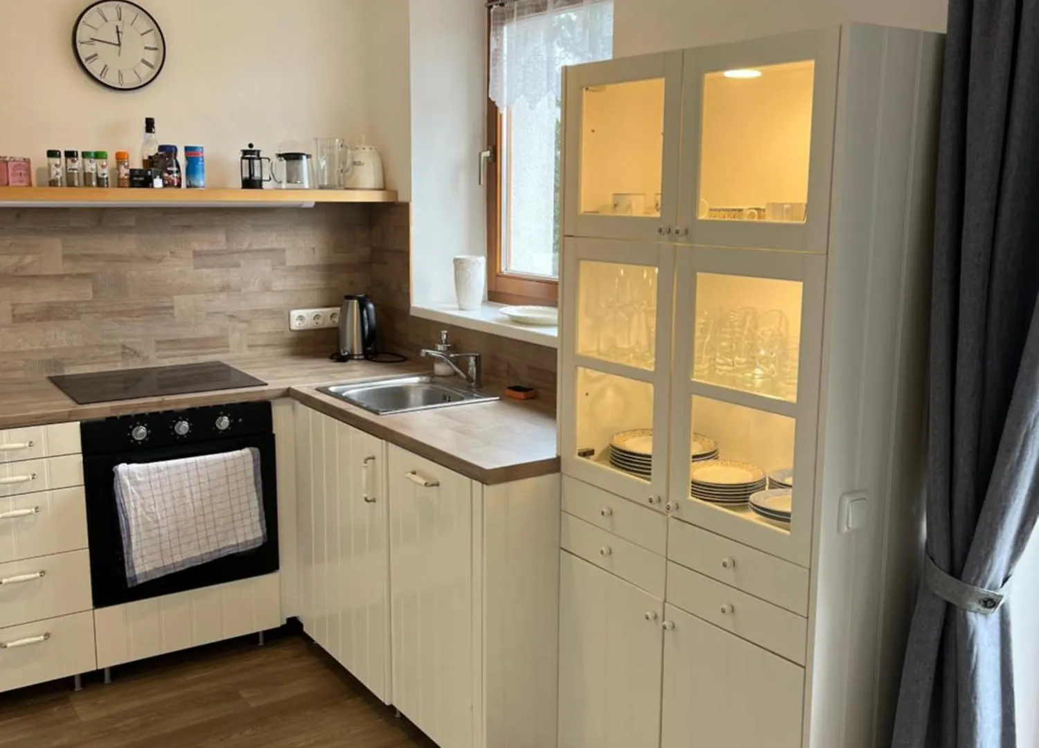 Residence Sarka Praga 0*,